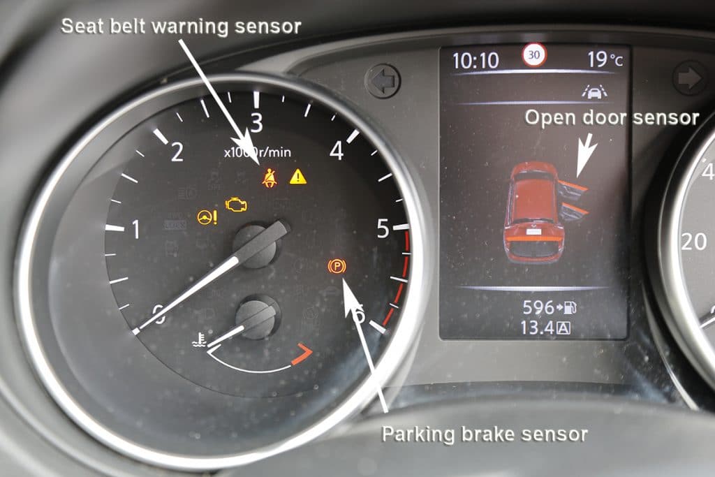 Dashboard indicators relying on sensors