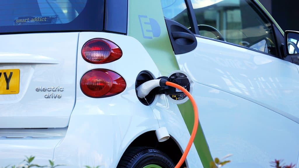 Electric car charging (Photo from PxHere)